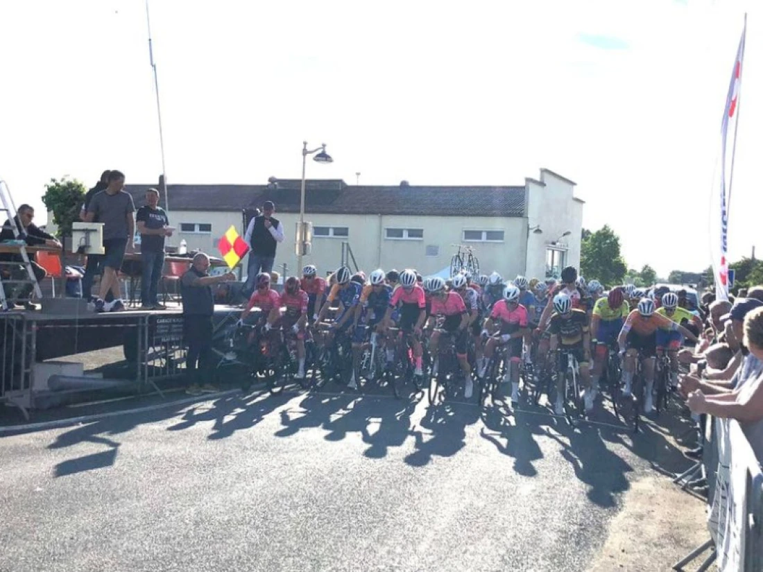 Critérium cycliste semi-nocturne