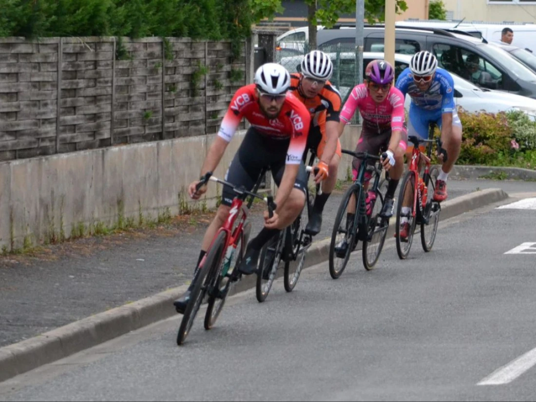 Critérium cycliste semi-nocturne